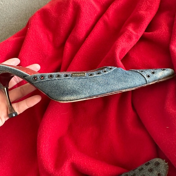 Authentic vintage Chanel slides - Picture 6 of 7